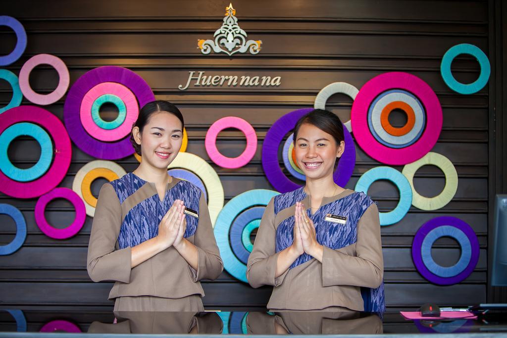 Huernnana Boutique Hotel Phrae Exterior foto